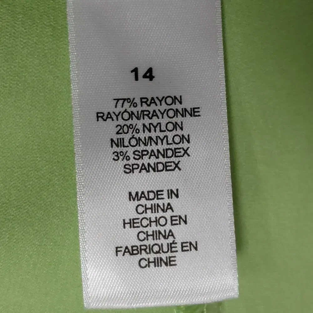 NWT Alfred Dunner Allure Capri Green Modern Fit Stretch Pants Women Size 14